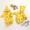 Baby 1pcs Cartoon Duck Print Button Front Rompers & Onesies With Triangle Hats